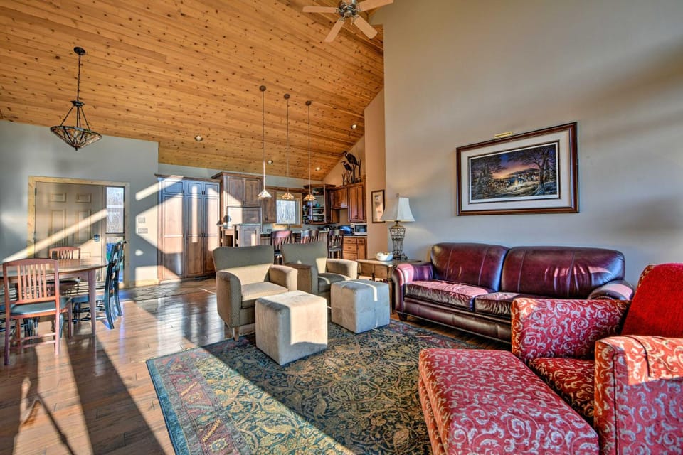 North Shore Cabin w/ Fire Pit By Gooseberry Falls! Cabin in Wisconsin