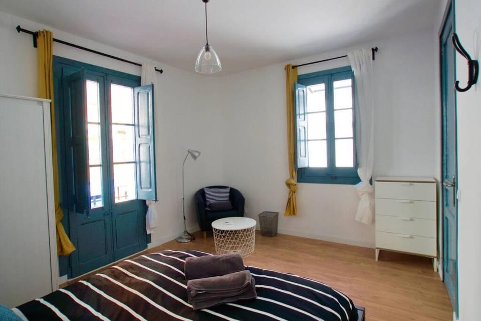 LOVELY FLAT FIRA MWC Apartment in L'Hospitalet de Llobregat
