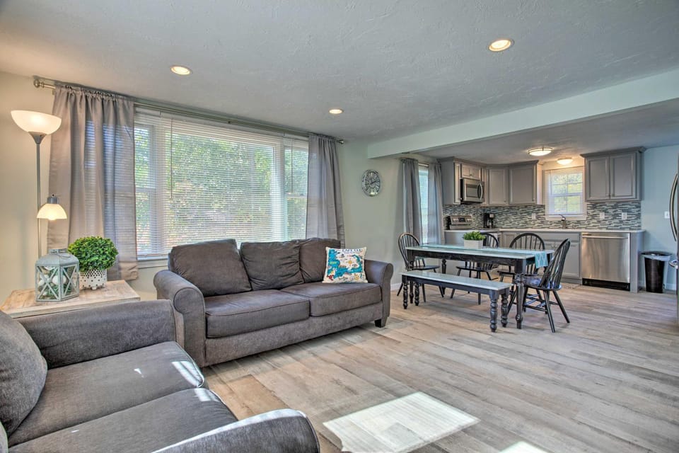 Updated Plymouth Home < 2 Miles to Waterfront! House in Plymouth