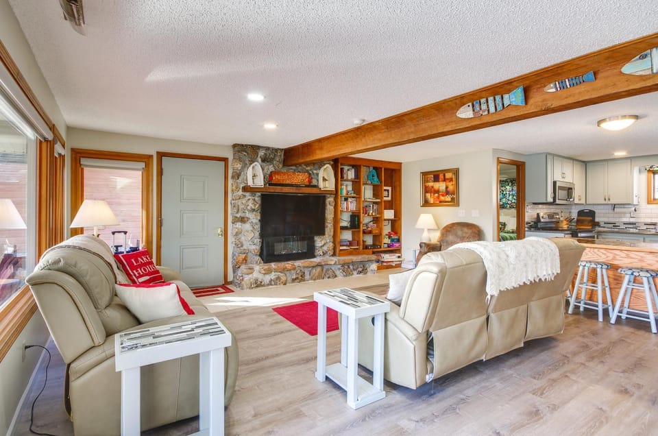 'Hiller Haus' w/ Boat Dock in Lake of the Ozarks! House in Lake of the Ozarks