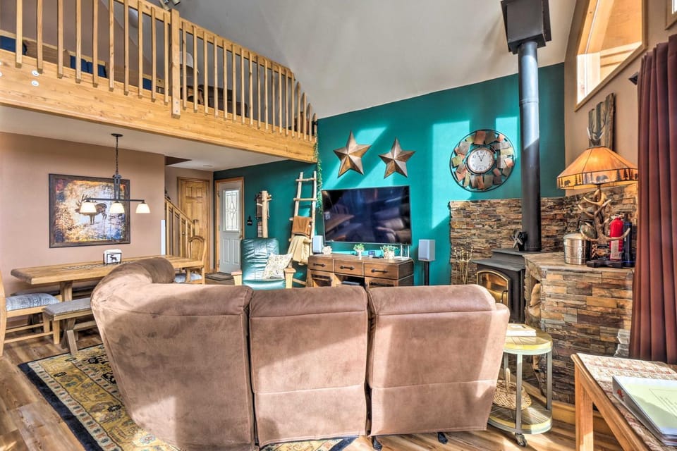 22STR-00047 Fairplay Cabin w/ Deck on 3 Acres! Cabin in Park County