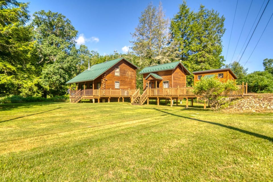 Scenic Log Cabin with Fire Pit and Stocked Creek! Cabin in Allegheny River