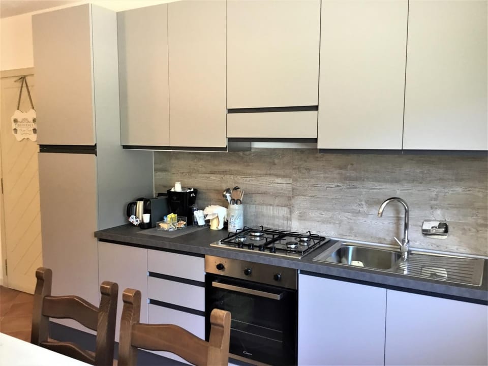 Appartamento Ottoz Aosta Apartment in Aosta Valley, Italy