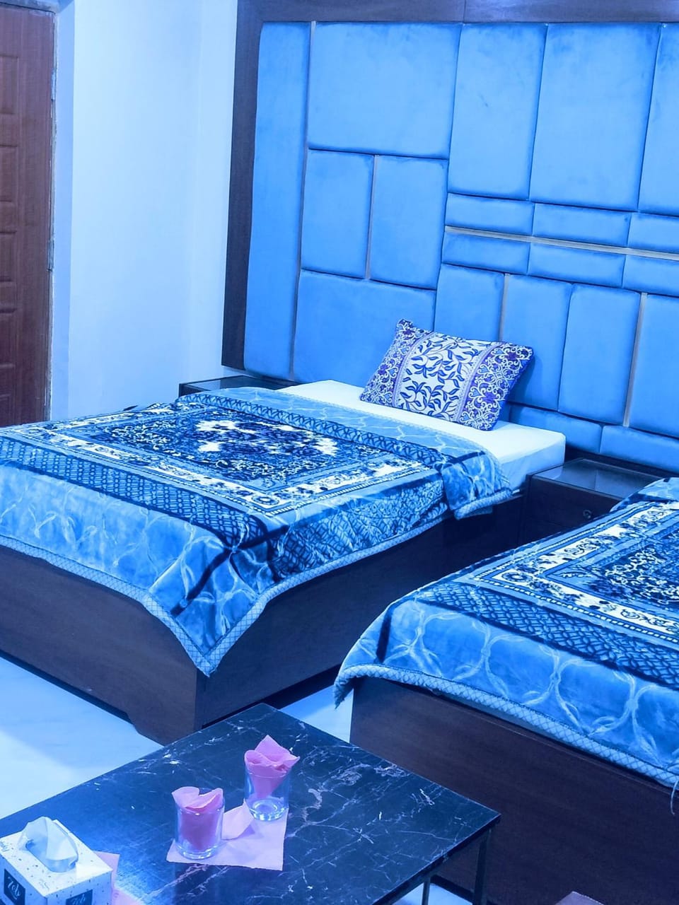 Royal Residency Guest House Karachi Bed and Breakfast in Karachi