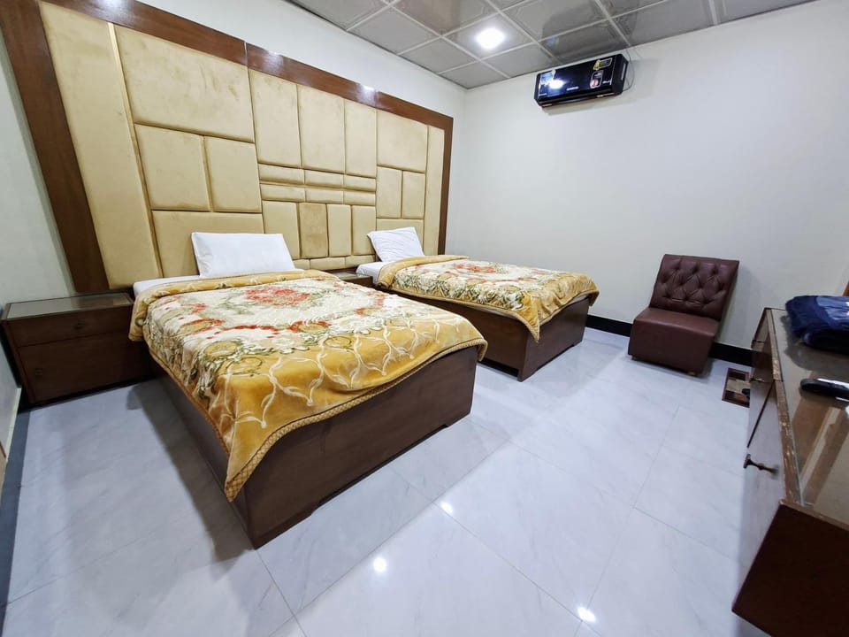 Royal Residency Guest House Karachi Bed and Breakfast in Karachi