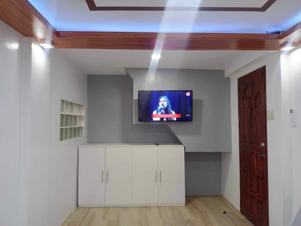 TV and multimedia, wardrobe