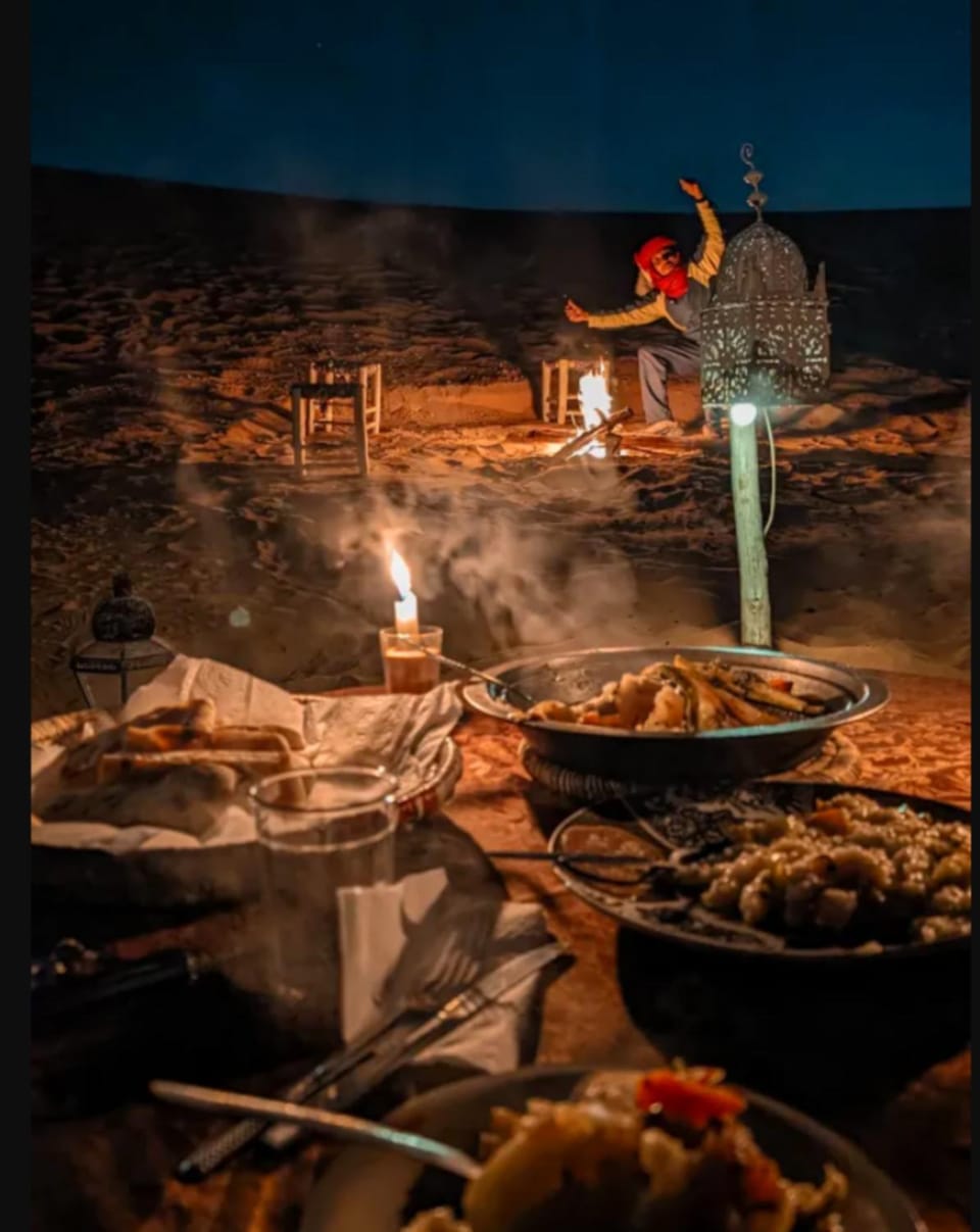 Restaurant/places to eat, People, BBQ facilities, Food, group of guests