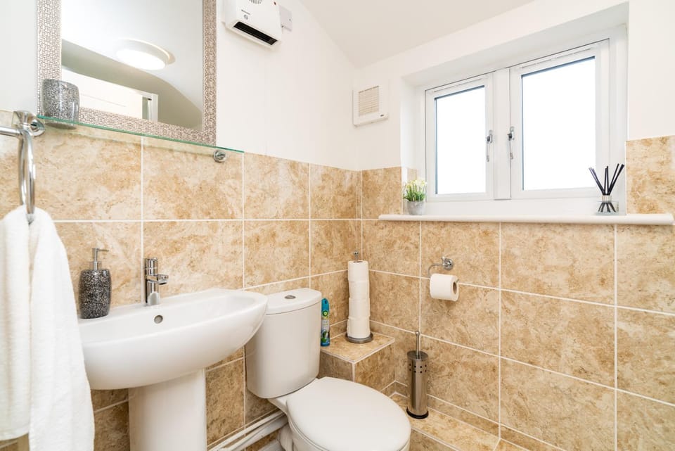 Toilet, Bathroom