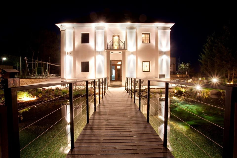 Property building, Night