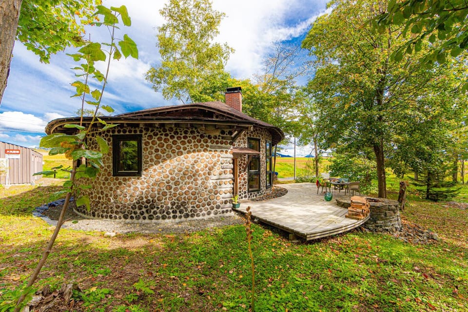 Property building, Garden