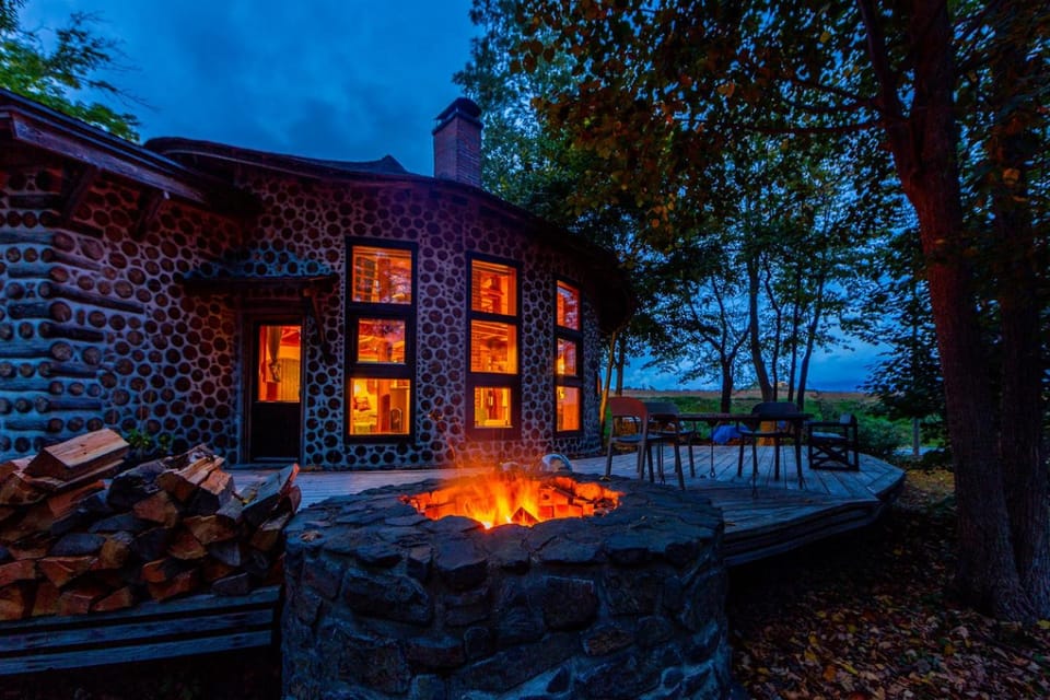 Property building, Patio, Night, flat iron