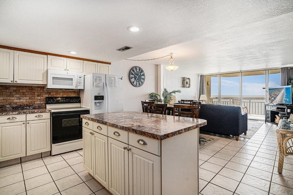 0511 Waters Edge Resort condo Apartment in Garden City