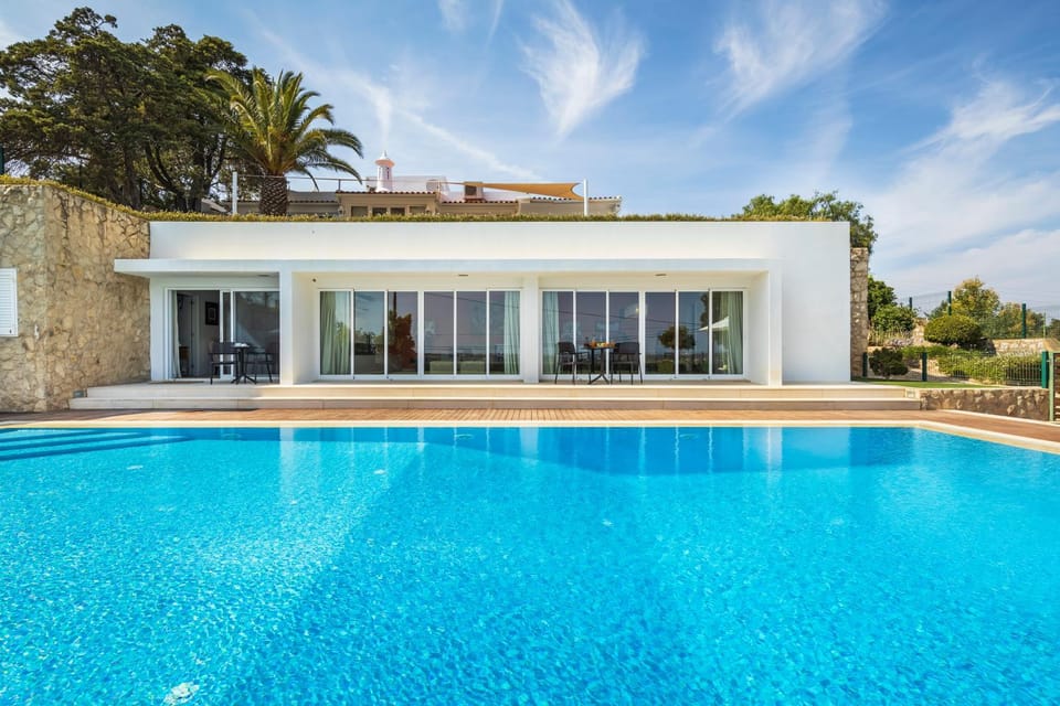 Vila Odysseus House in Faro District
