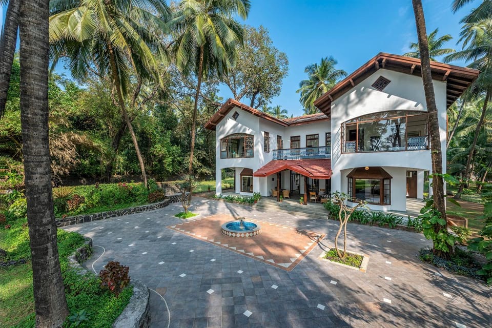 Property building, Day, Garden