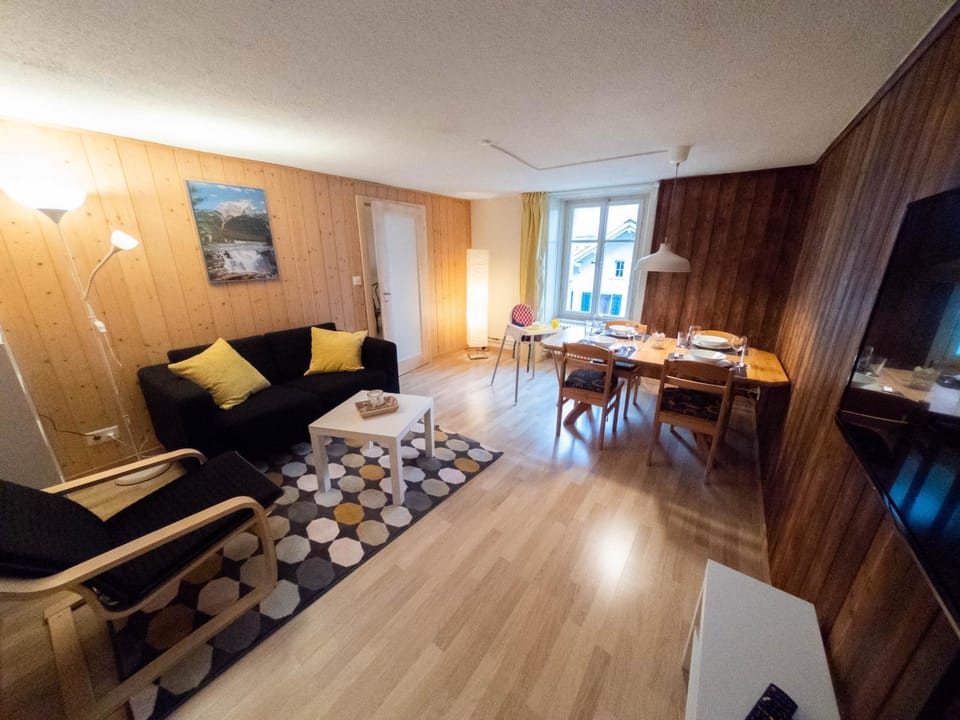 Living room, Seating area, Dining area