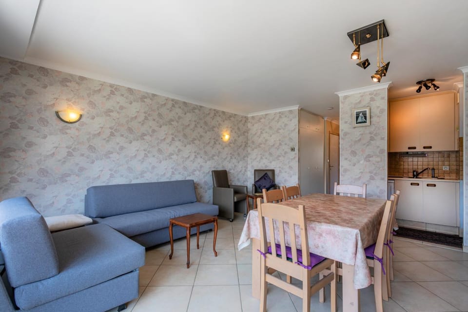 Zuydcoote B0 - 1 bedroom 5p - groundfloor - sunny located at 5 steps from the sea Apartment in Koksijde