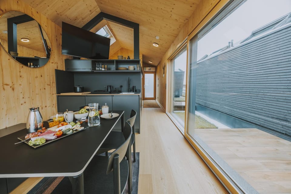 Balcony/Terrace, Kitchen or kitchenette, Dining area