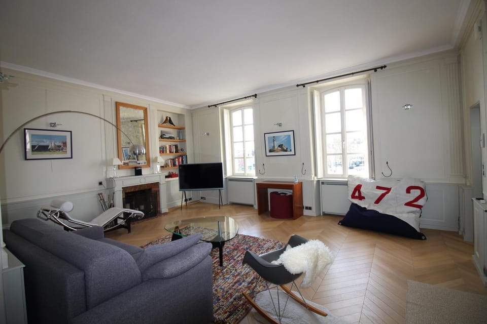 La magie du Port de Vannes et son centre historique à pied et 2 places de parking en souterrain Apartment in Séné