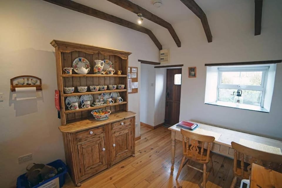 Red Stonecutters Cottage, Doolin House in County Clare