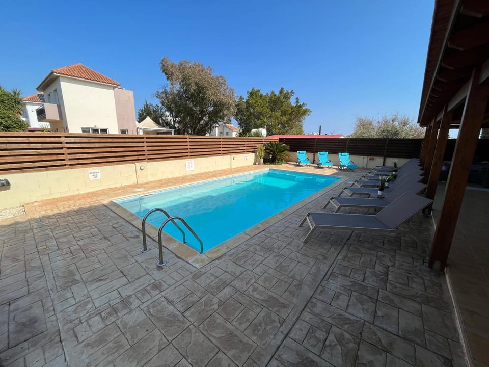 Tarracotta Villa 4 bedroom, near Ayia Napa Villa in Sotira