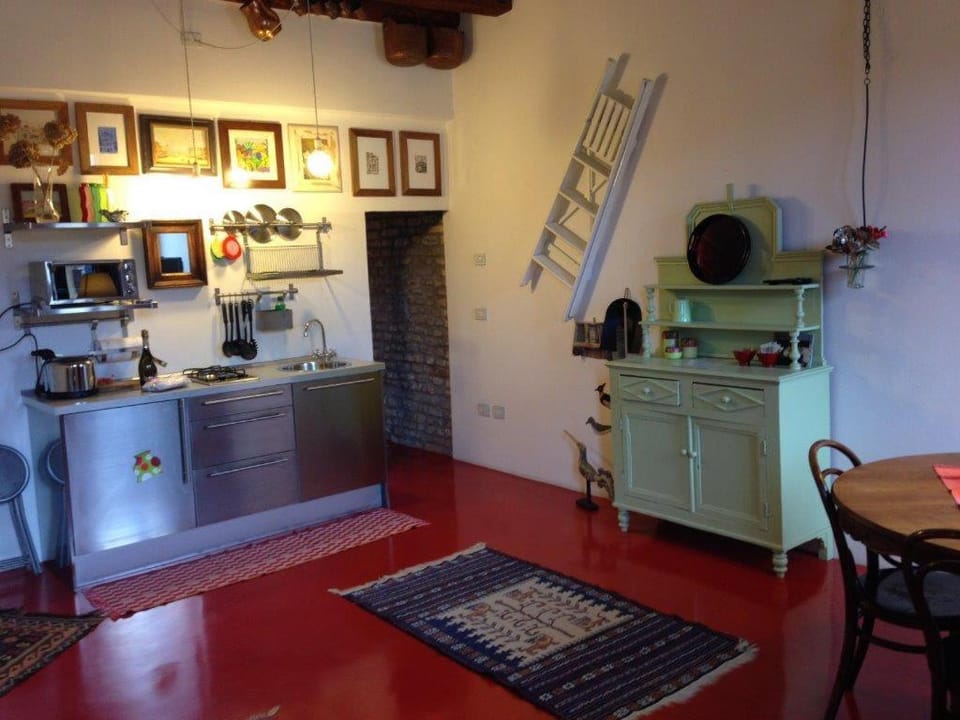 Casarossa Apartment in San Marco
