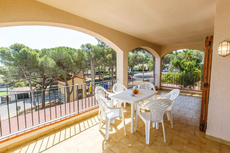 View (from property/room), Balcony/Terrace