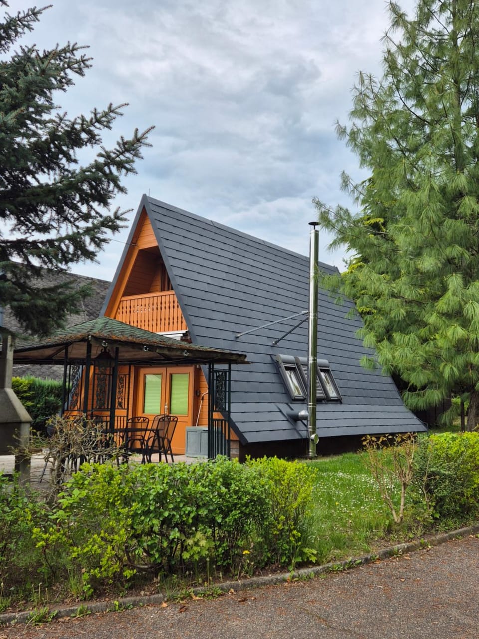 Property building, Garden view