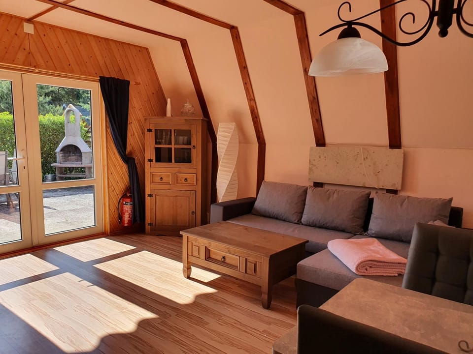 Living room, Photo of the whole room, Seating area