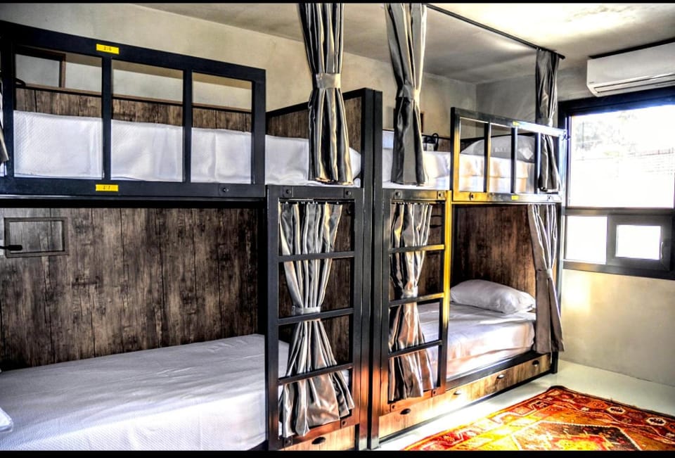 bunk bed