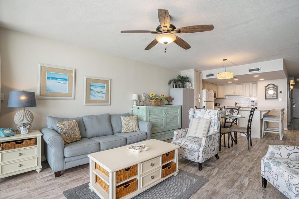 0804 Waters Edge Resort condo Apartment in Garden City