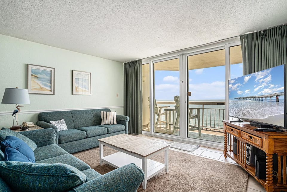 0512 Waters Edge Resort condo Apartment in Garden City