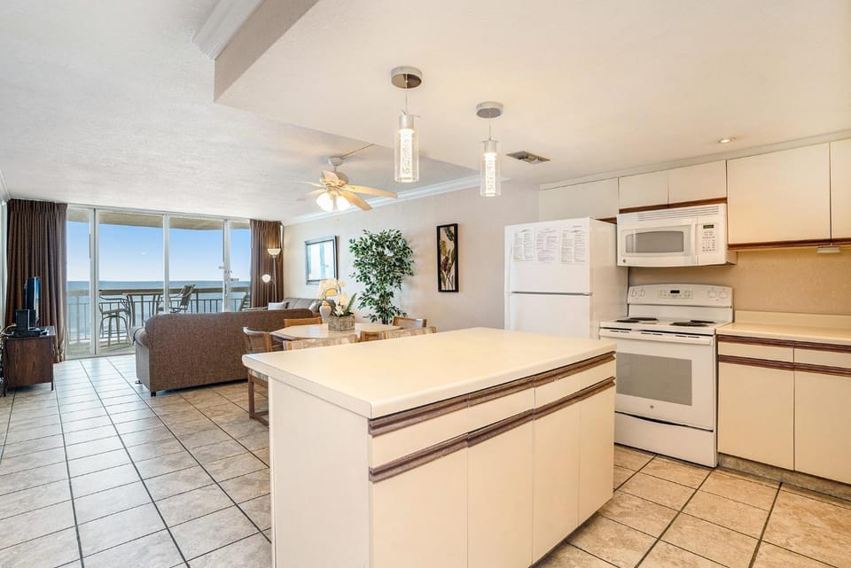0310 Waters Edge Resort condo Apartment in Garden City