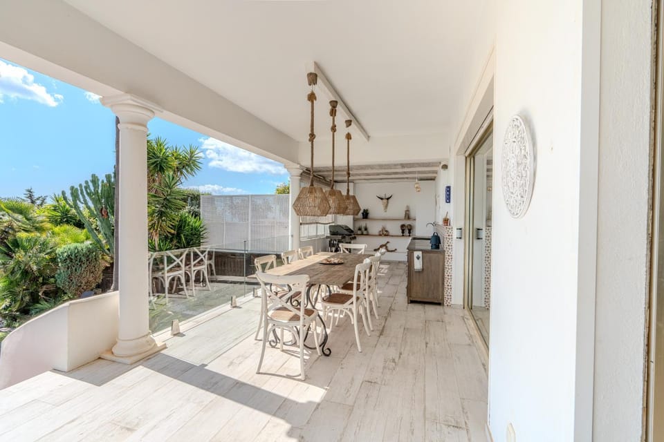 Balcony/Terrace, Dining area