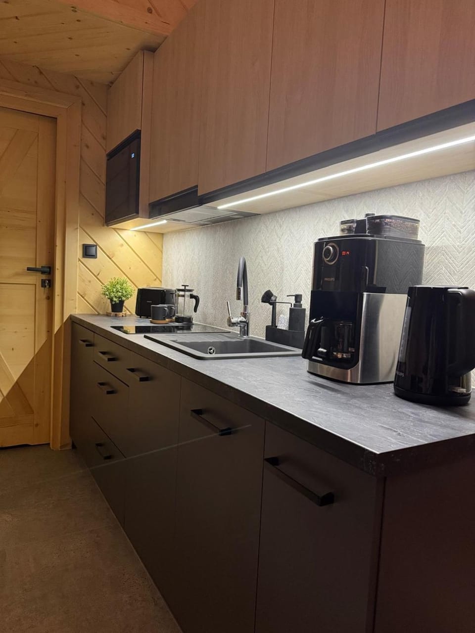 Coffee/tea facilities, Kitchen or kitchenette