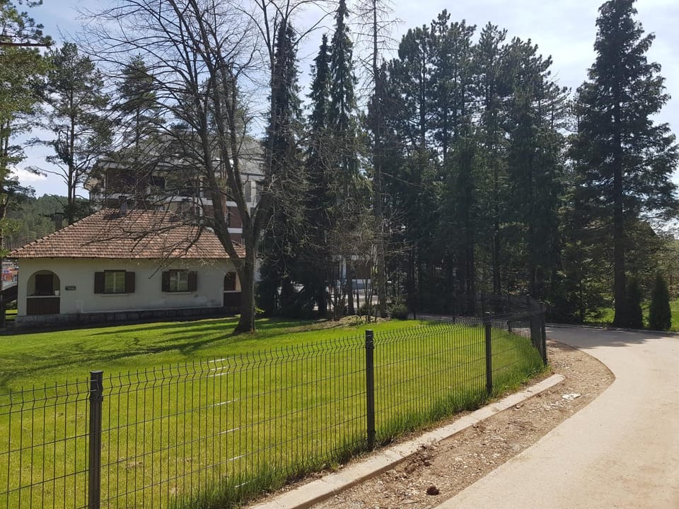 Property building, Street view, Quiet street view