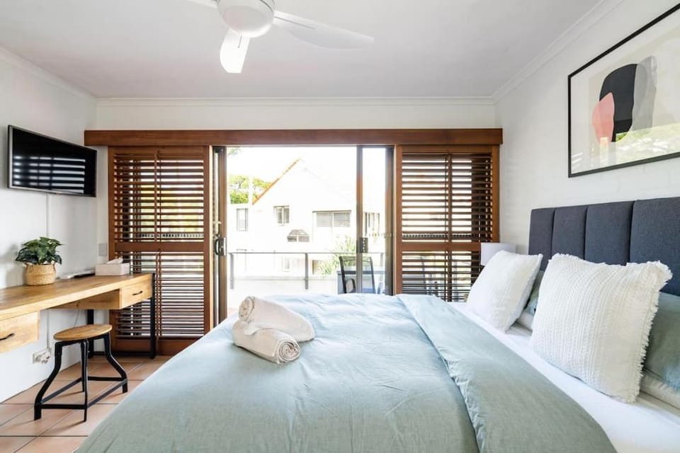 Haven on Noosa Hill - sunset views, pools, spa Apartment in Noosa Heads