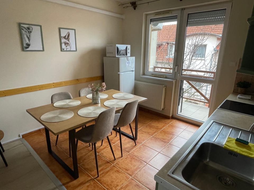 Zoli Apartmanok-Zoli Kölcsey 34-36 Apartment in Hungary