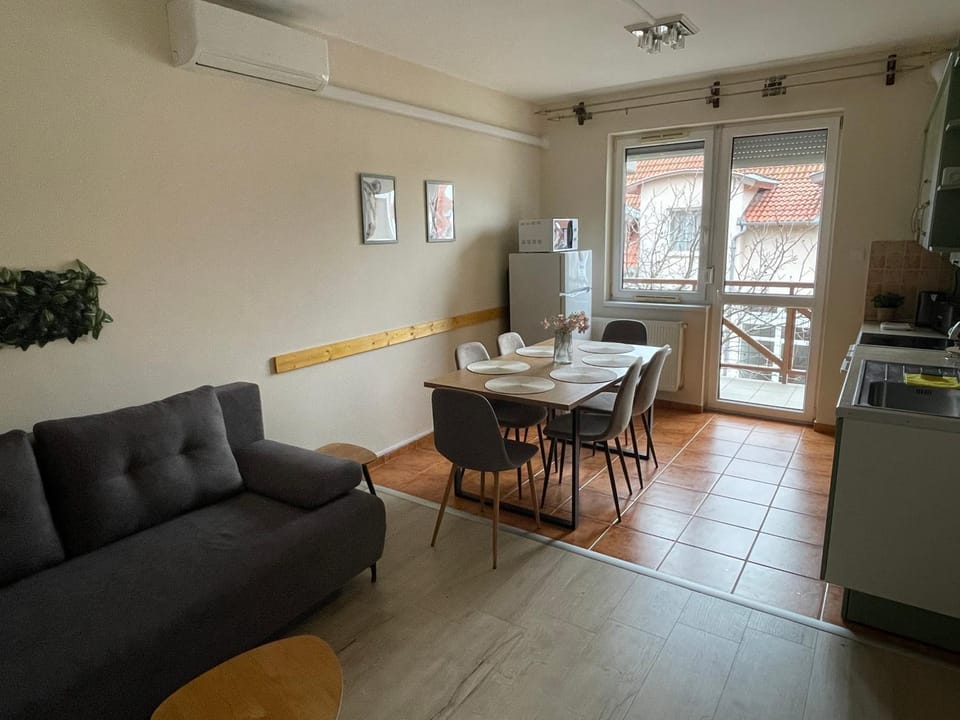Zoli Apartmanok-Zoli Kölcsey 34-36 Apartment in Hungary