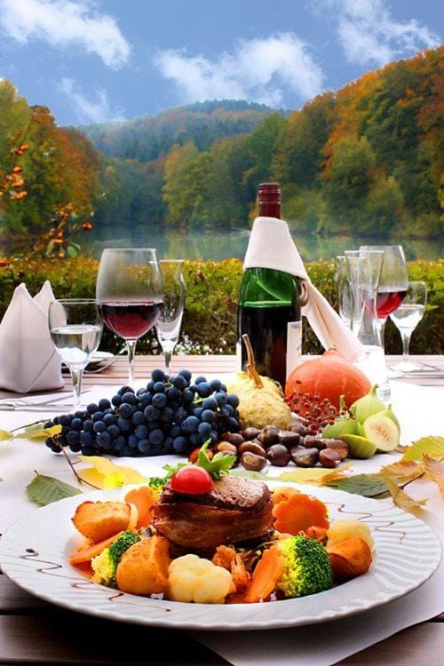 Restaurant/places to eat, Food and drinks, Food