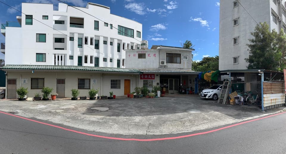 Property building, Street view, Parking