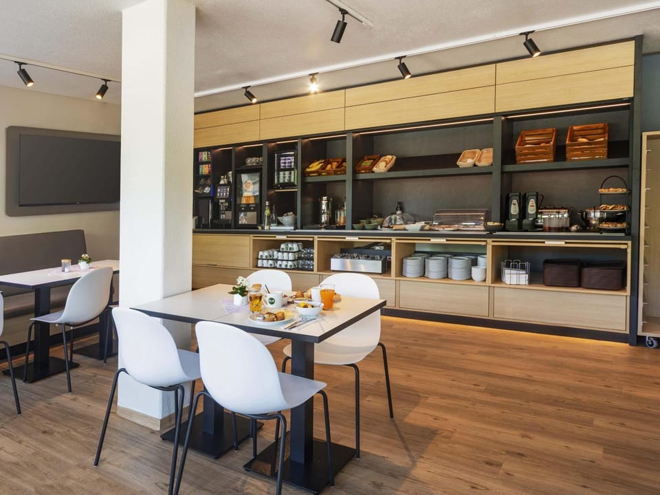 Restaurant/places to eat, Breakfast