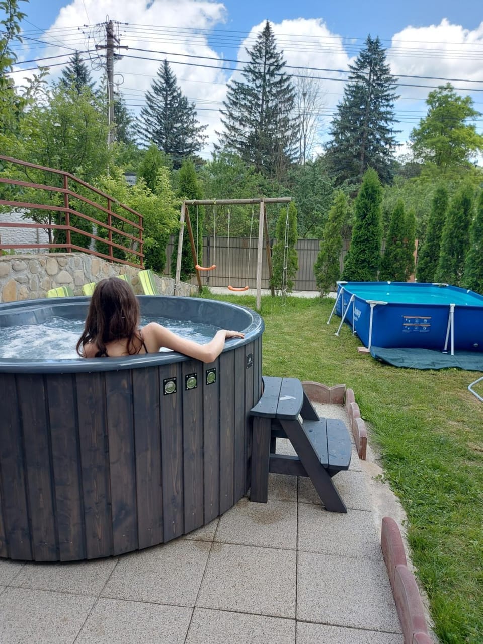 Hot Tub, Swimming pool