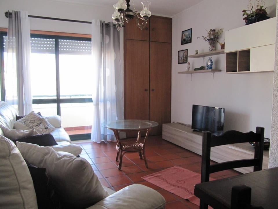 TV and multimedia, Balcony/Terrace, Living room