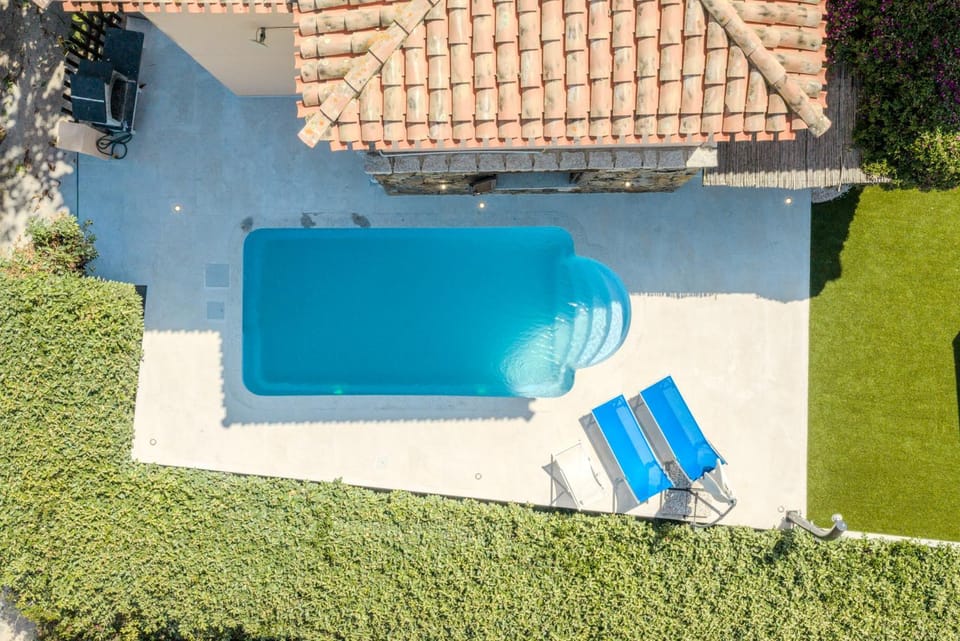 Perseo case vacanze Poggio dei fiori con piscina privata House in Pittulongu