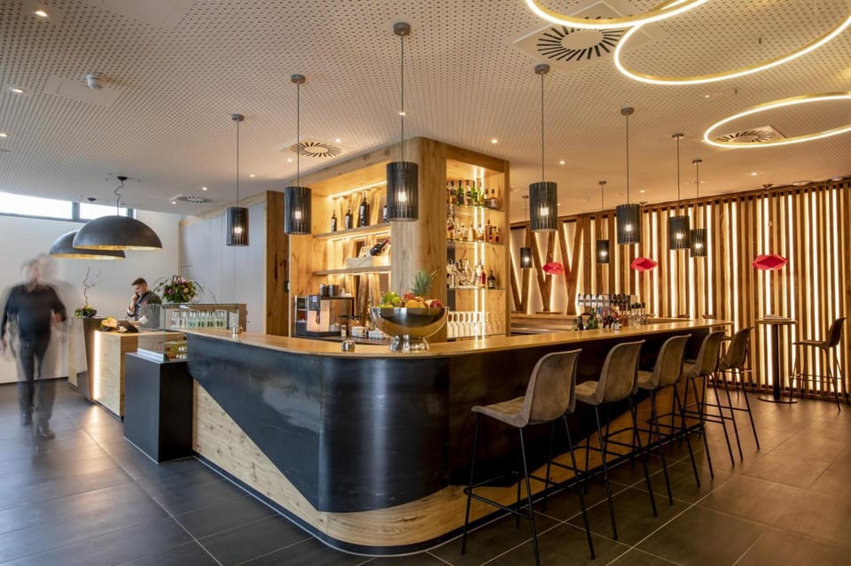 Lobby or reception, Lounge or bar