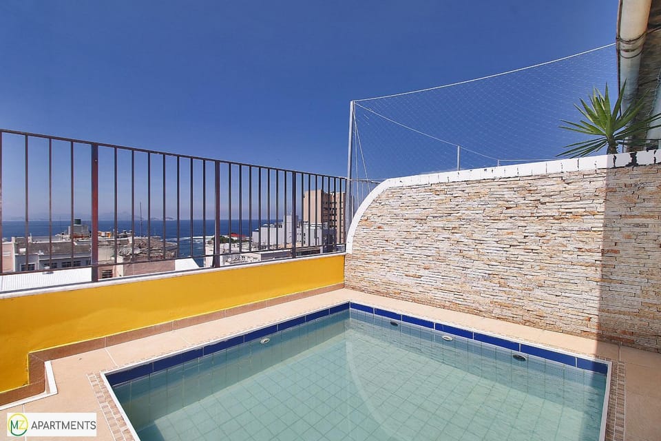 Beutiful duplex penthouse with pool and terrace Apartment in Rio de Janeiro