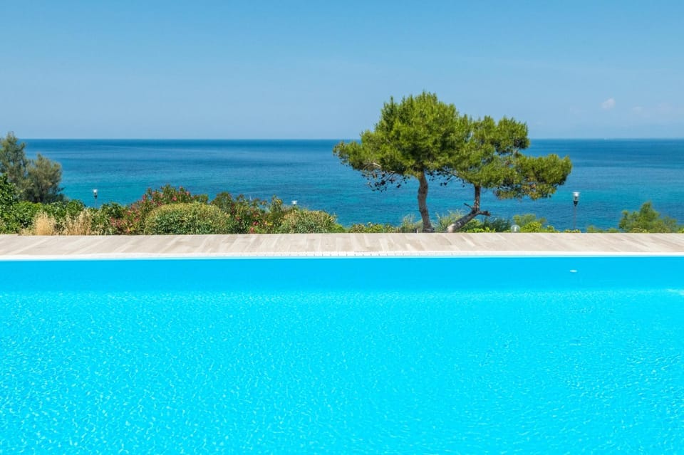 Villa Gioia con piscina sul mare Villa in Campania