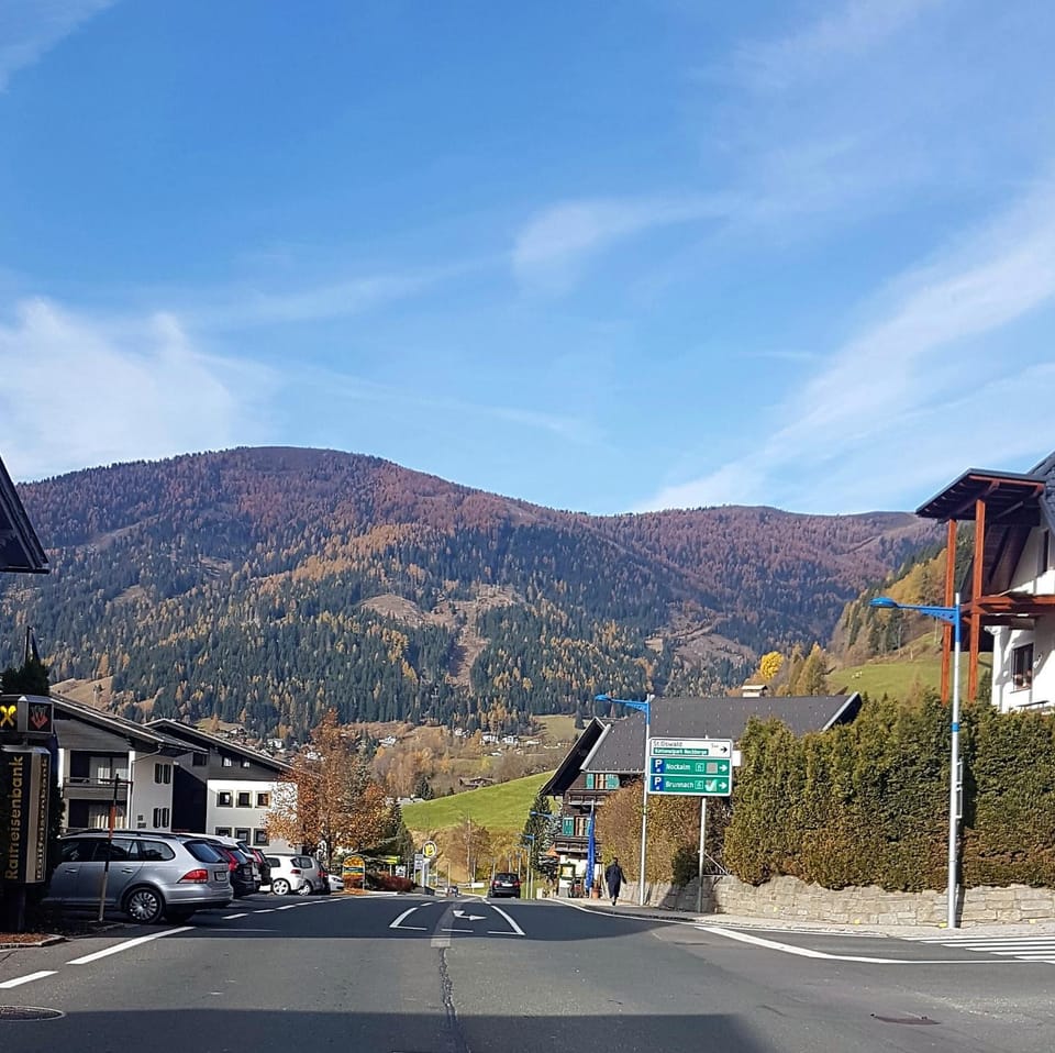 Natural landscape, Mountain view, Street view