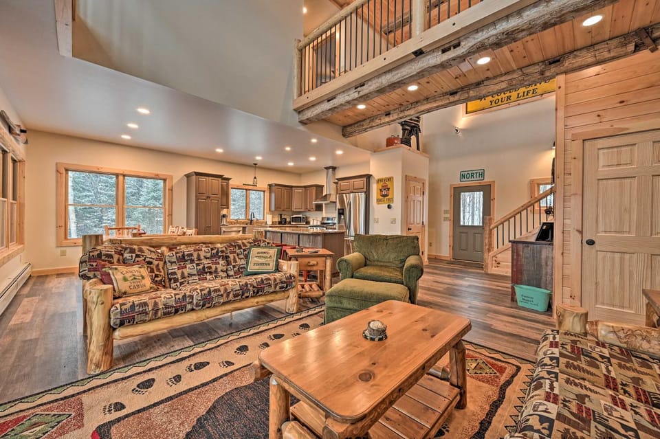 Rustic 3-Story Pittsburg Cabin w/ Lake & Mtn Views Cabin in Pittsburg