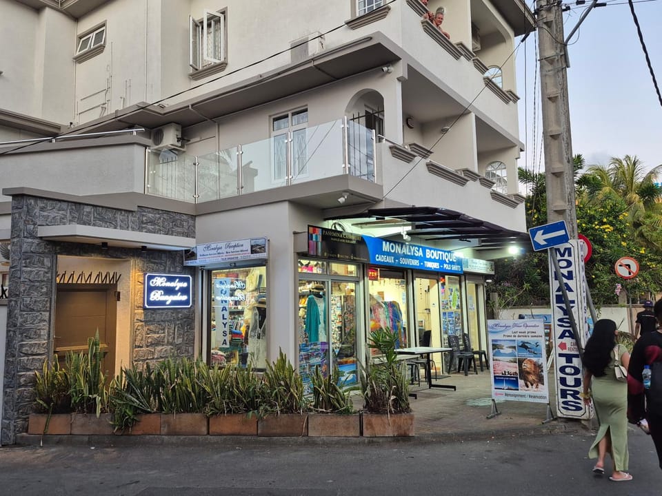 Property building, Street view